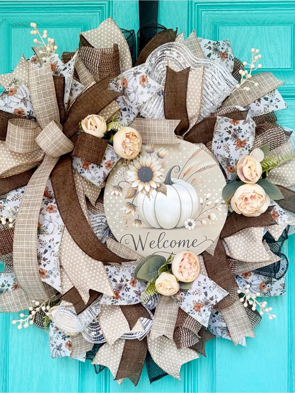 Welcome Pumpkin Floral Wreath in Brown & Cream
